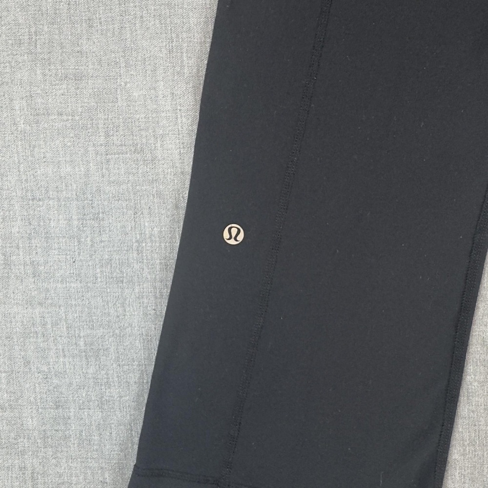 Lululemon Pants Womens 4 Black Gray Crop Wide Leg Yoga Capri Athletic Stretch - Picture 4 of 11